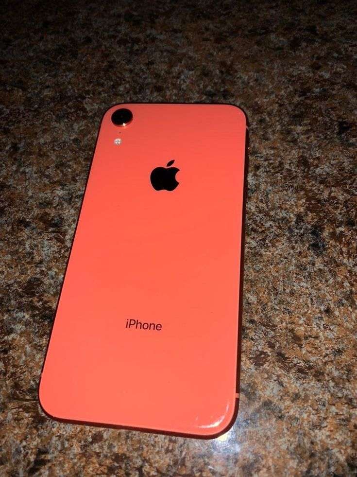 Apple iPhone XR